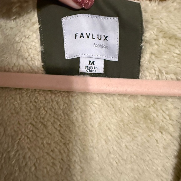 FAVLUX Olive Hooded Vest - Picture 3 of 3